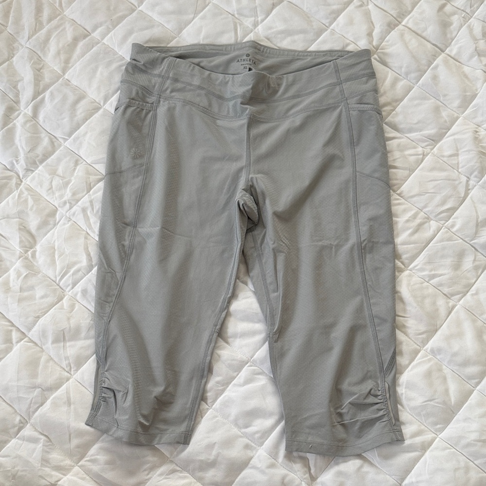 Athleta Light Gray Women's Capris
